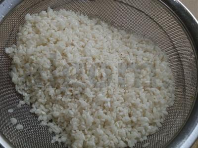 Ryžiai su prieskoniais keptuvėje Žingsnis 2