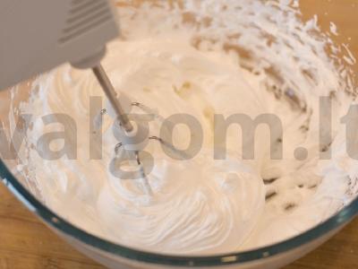 Beze «Mažyliai» iš trijų ingredientų Žingsnis 6