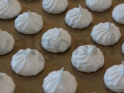 Beze «Mažyliai» iš trijų ingredientų pagrindine nuotrauka