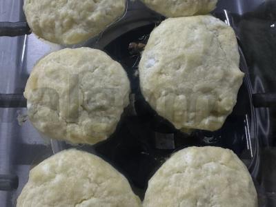 Sūrio blynai su topinamburų sirupu ir pienu orkaitėje pagrindine nuotrauka