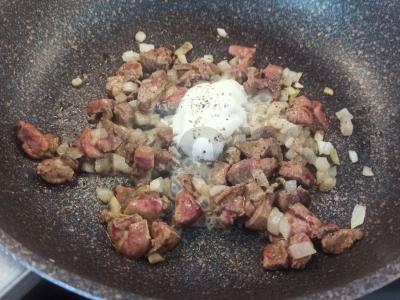 Vištienos kepenėlės grietinėje Žingsnis 2