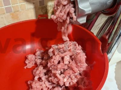 Kotletai padaže Žingsnis 2