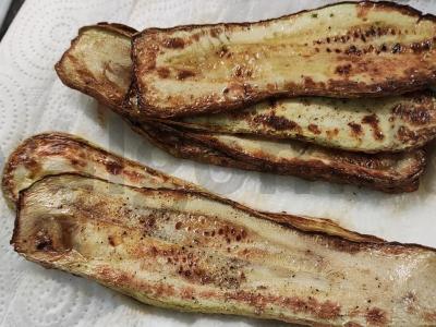 Cukinijų ritinėliai su grietininiu sūriu ir česnaku Žingsnis 3