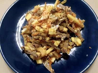 Virta kepenų salotos pagrindine nuotrauka