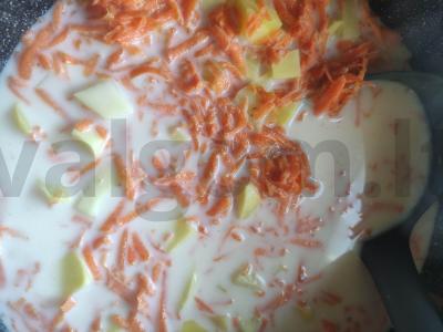 Grietinėlės-pieno sriuba „Džūras“ pagrindine nuotrauka