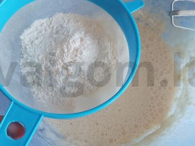 Blynai su pomidorais ir sūriu Žingsnis 4