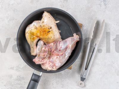 Kepta vištiena keptuvėje Žingsnis 2