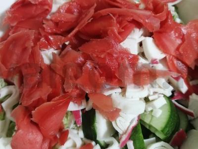 Aštrus salotas su marinuotais imbierais Žingsnis 4