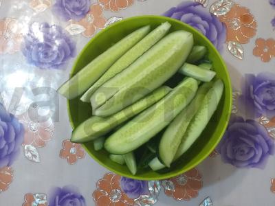 Sūdyti agurkai maišelyje Žingsnis 1