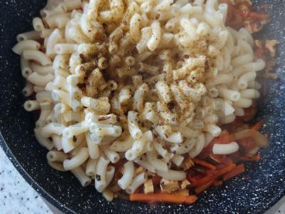 Kepta sojų pupelių šparaginė su daržovėmis ir makaronais Žingsnis 3