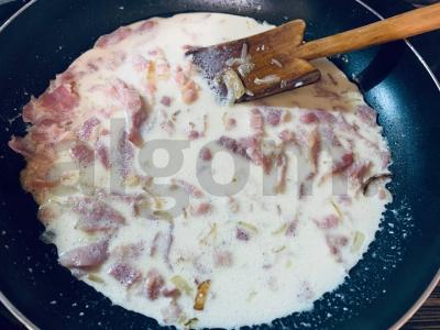 Pasta karbonara su juodaisiais pipirais Žingsnis 7