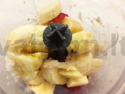 Kokteilis „Vasaros malonumas“ su grietinėlėmis Žingsnis 3