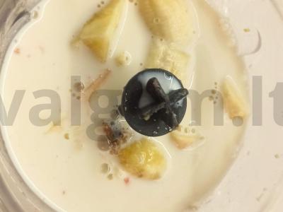 Kokteilis „Vasaros malonumas“ su grietinėlėmis Žingsnis 4