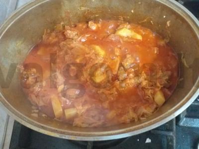 Skaniai troškinta kopūstai su mėsa Žingsnis 6