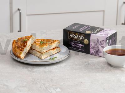 Sraigė su varške ir žolelėmis pagrindine nuotrauka