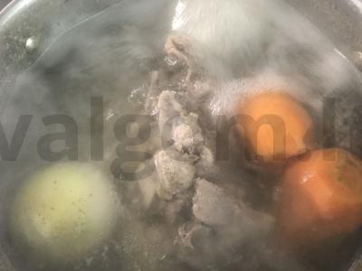 Pomidorų sriuba su širdelėmis Žingsnis 1