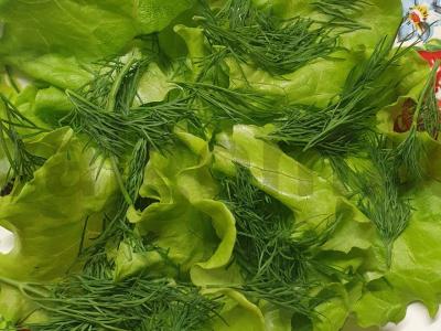 Salotos su lašiša ir varškės sūriu Žingsnis 1