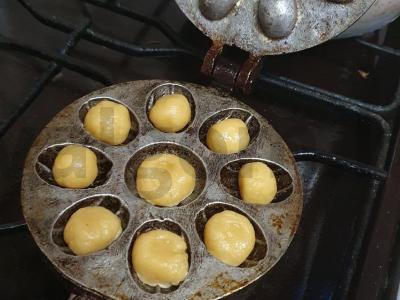 Riešutai su virta saldžia grietinėle Žingsnis 2