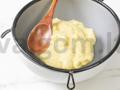 Obuolių tyrė su kondensuotu pienu Žingsnis 5