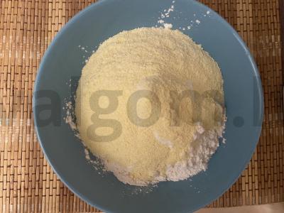 Blynai su kukurūzų miltais Žingsnis 3