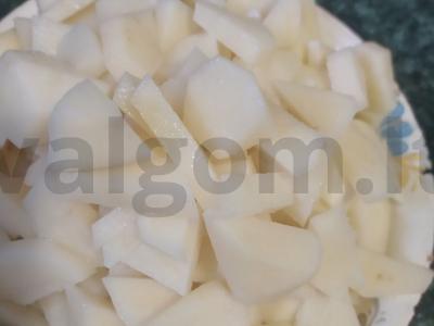 Kopūstų sriuba su vištiena Žingsnis 1