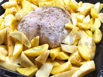 Vištienos krūtinėlė su keptais bulvėmis Žingsnis 3