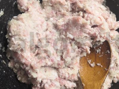 Skaniausias koldūnų faršas pagrindine nuotrauka