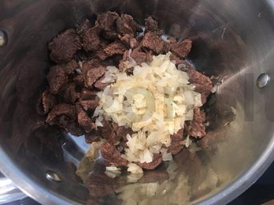 Jautienos guliašas su bulvėmis Žingsnis 6