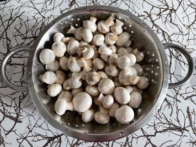 Kepti grybai terijaki padaže Žingsnis 1