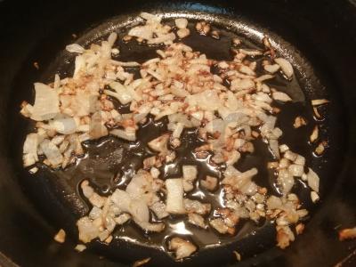 Kotletai pomidorų padaže „Kaip darželyje“ Žingsnis 4