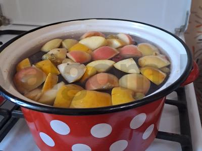 Kompotas „Vasaros džiaugsmas“ pagrindine nuotrauka