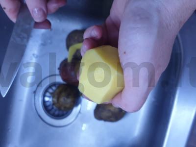 Kaimiškas vištienos patiekalas su česnaku ir prieskoniais Žingsnis 1