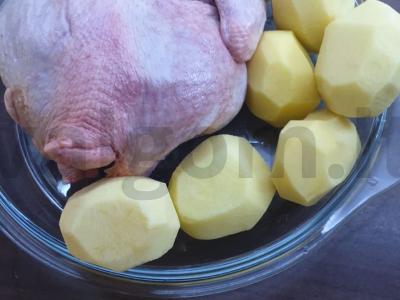 Kaimiškas vištienos patiekalas su česnaku ir prieskoniais Žingsnis 2