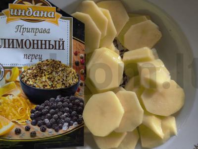 Bulvių traškučiai su rūkyta paprika ir citrinos pipirais Žingsnis 3