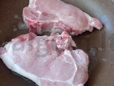 Sultingas kiaulienos steikas Žingsnis 1