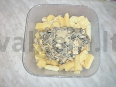 Kepta bulvė su šonine česnako-grybų padaže Žingsnis 19