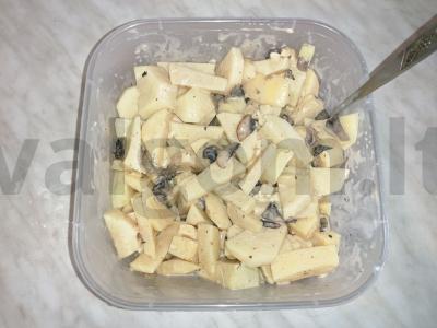 Kepta bulvė su šonine česnako-grybų padaže Žingsnis 20