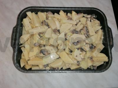 Kepta bulvė su šonine česnako-grybų padaže Žingsnis 21