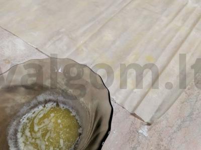 Obuolių štrudelis iš filo tešlos Žingsnis 2