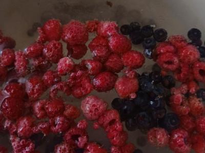 Aviečių ir mėlynių kompotas Žingsnis 2