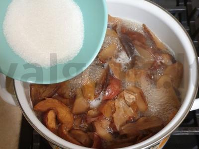 Džiovintų vaisių kompotas Žingsnis 2