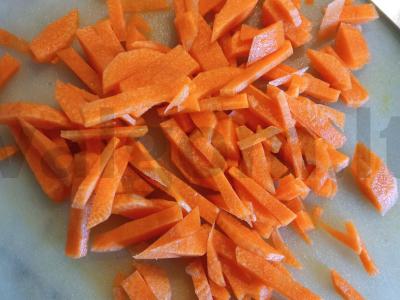 Troškinti cukinijos su morkomis Žingsnis 3