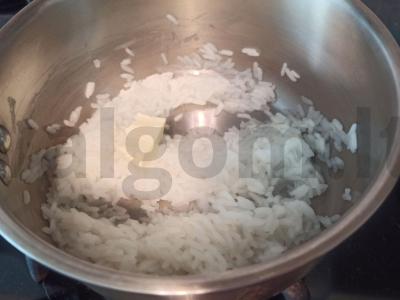 Jazminų ryžiai su rukola ir riešutais Žingsnis 2