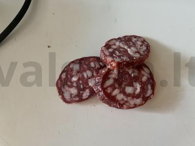 Karštas sumuštinis su suluguni sūriu ir servelatu Žingsnis 2