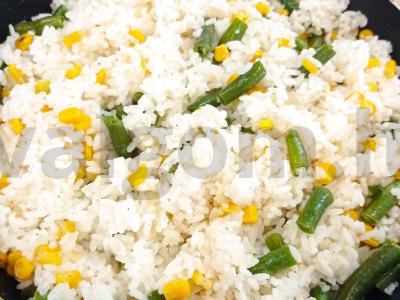 Ryžiai su daržovėmis pagrindine nuotrauka