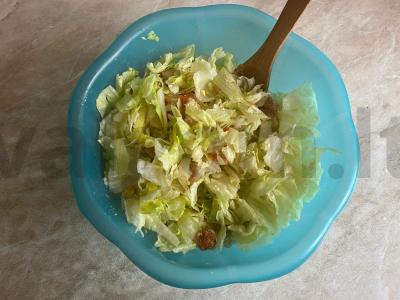 Namų „Cezaris“ su vištienos krūtinėle, česnaku ir lediniu salotu Žingsnis 11