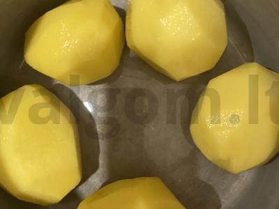 Kaimiški bulvės su padažu Žingsnis 1