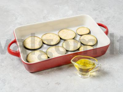 Baklažanai su česnaku ir pomidorais Žingsnis 2