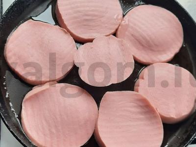 Įdaryti blynai su dešra ir sūriu Žingsnis 2