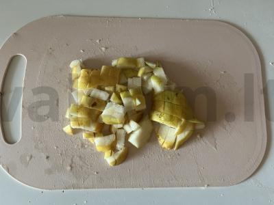 Sluoksniuotas mini štrudelis su kriaušių gabaliukais Žingsnis 5